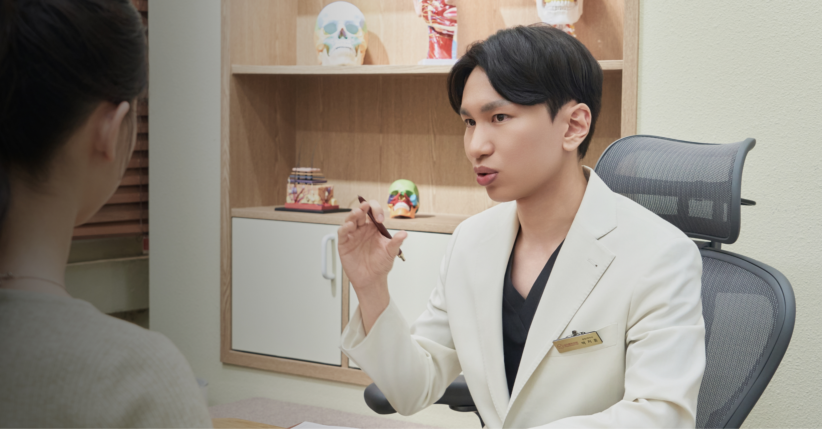 뷰리플 안면 비대칭 교정